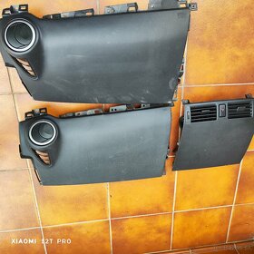 Mazda 3 BK hatchback palubovka - 2