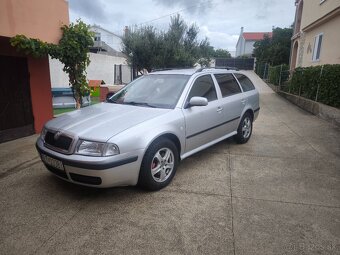 Škoda Octavia Combi 4x4 - 2