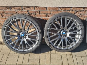 Letná sada diskov s gumami 5x120 R20 - 2