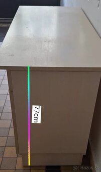 Manikérsky stôl - 2