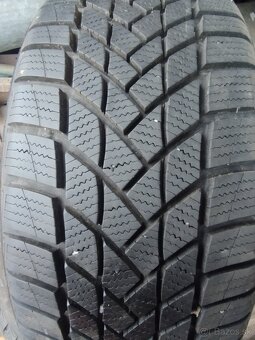 205/45 R17 XL zimné pneumatiky - 2