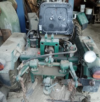 Malotraktor Tatra 805 upravena - 2
