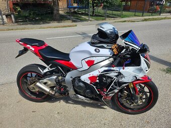 HONDA CBR 1000 RR - 2