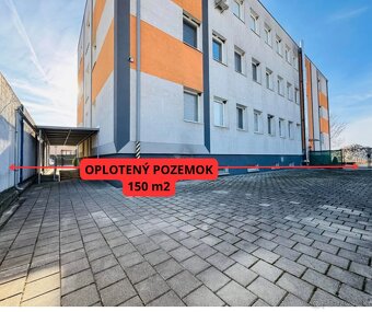 Nebytový priestor centrum+ dvor+2x park. státie - 2