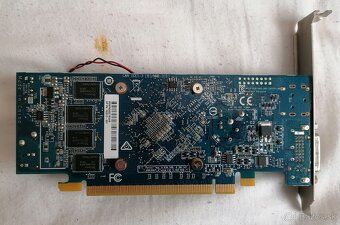 AMD R7 200 s 4GB GDDR3 - 2