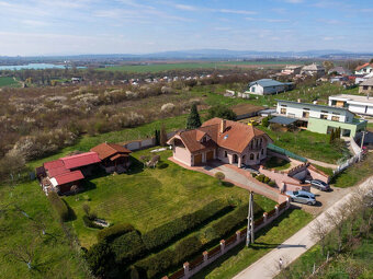 Rodinná vila s rozsiahlym pozemkom | Nižná Myšľa - 2