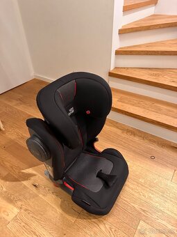 Autosedačka Britax Romer Kidfix III M - 2