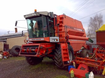 Obilný kombajn MASSEY FERGUSON 40RS - 2
