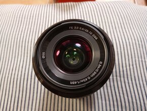 Sony FE 28-70mm F3.5-5.6 OSS - 2