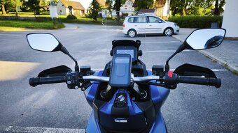 Honda ADV350 - 2