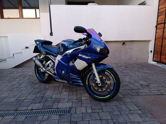 Yamaha YZF-R6 - 2