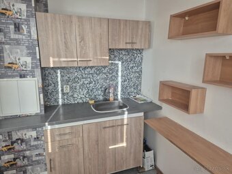 Predám 1 iz. byt, ul. Hviezdoslavova, Komárno (majiteľ) - 2