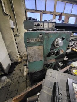 Predam sustruhy a frezy - 2