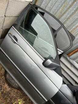 Predám dvere BMW e46 sedan - 2