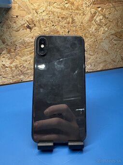 iPhone xs - 2