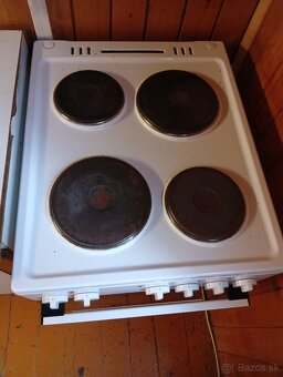 Elektrický sporák Mora biely - 2