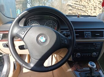 BMW E90 D318 - 2