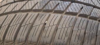 Predám 4ks jazdené zimné 235/45r18-98V Barum - 2