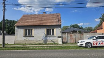 Na predaj pozemok so starým domom - 649 m2 v Gbeloch - 2
