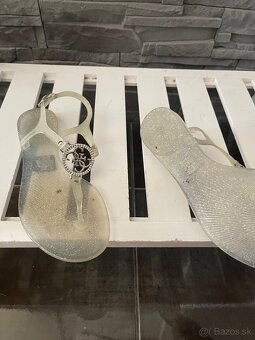 Guess v.38 - 2