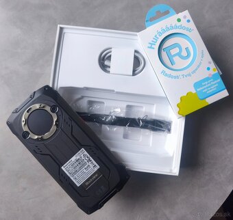 Outdoorový telefón Blackview BV9300 Pro - 2