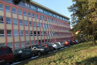 Prenájom kancelárie 18,4 m2 ul. Bytčická - 2