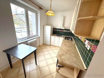 PRENÁJOM: VEĽKÝ 2-IZBOVÝ BYT S DVOMI BALKÓNMI - 2