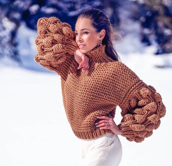 Dámsky svetrík - 2