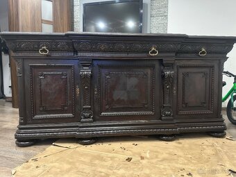 Starožitná komoda - 2