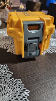 INVICTA Watch Box žltý - 1ks hodiniek - 2