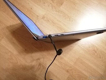 14" notebook Umax visionbook 14wg - predám. - 2