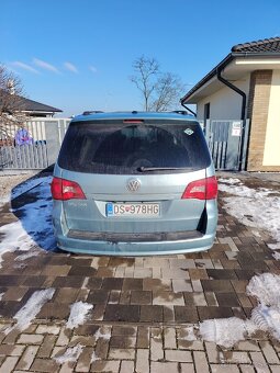 Predam Volkswagen Routan - 2