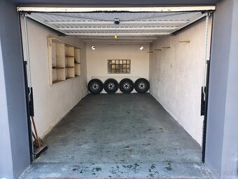 Garaź pri kasárnach v Žiline - predaj - 2