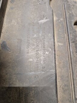 Držiak nárazníka Peugeot 207 - 2