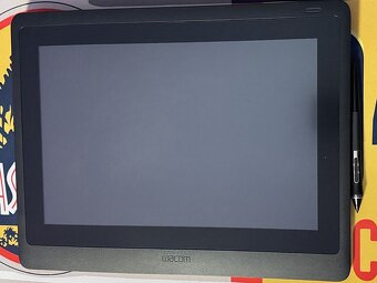 Predám grafický tablet Wacom Cintiq 16 creative pen - 2