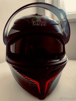AGV integrálna prilba - 2