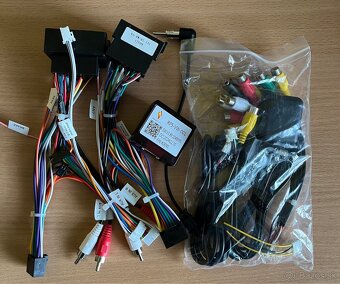 9" 2din Android Autorádio Podofo 2/64gb - 2