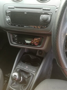 piate dvere, kufor , seat ibiza 2011, napravy, interier - 2