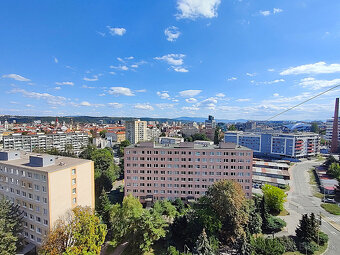 Garsónka s Lodžiou, krásnym výhľadom, blíz.CENTRA, Karpatská - 2