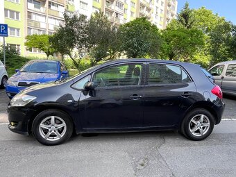 Toyota auris 1.3vvti 73kw - 2