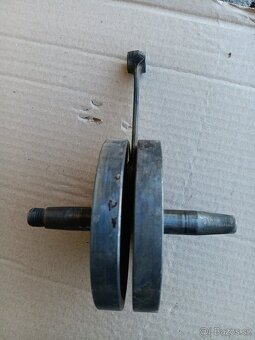JAWA 550/555 KĽUKOVÝ HRIADEĽ - 2