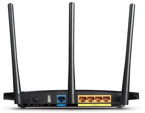 TP-LINK ARCHER C1200
- 2
