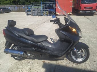 Suzuki Burgman AN 400 - 2
