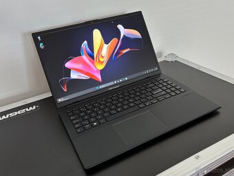 Asus/Notebook 15.6"/4GB RAM DDR5/128GB NvMe SSD/InteHD - 2