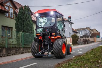 MAlotraktor Avenger 26 - 2