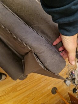 Predám elektrické kreslo - armchair, lazy boy za 150eur - 2