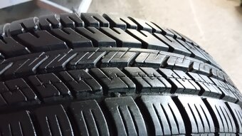 Predám pneu 185/65 R14 s diskom 4×108 - 2