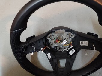 Volant - VW Golf 8 - 2