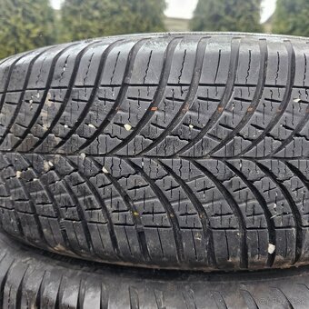 185/65 r15 Good year - 2