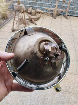 Svetlo perák FJ - 2